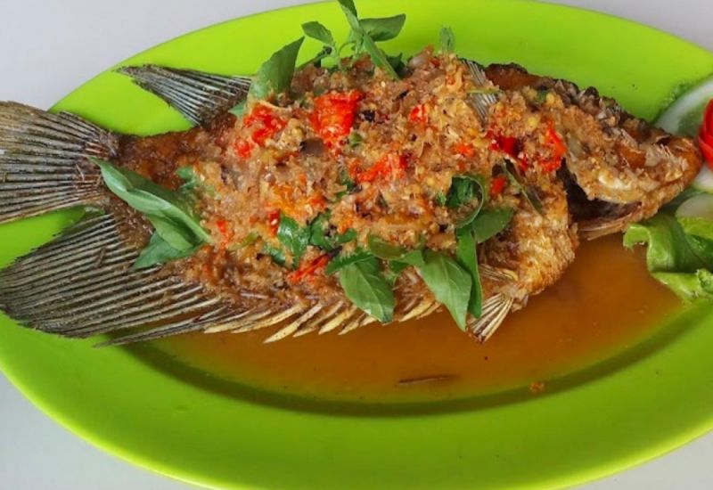 Foto : Bambu Oju Seafood & Resto ( Gmap )